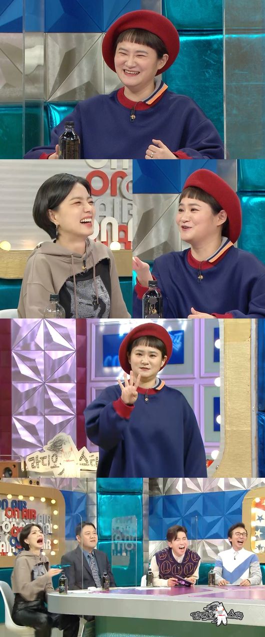 Kim Shin-Young, a gag woman who is working as a Celeb Five, announced recommendation for pregnancy as a difference between other girl groups and Celeb Five in Radio Star.MBC entertainment program Radio Star, which will be broadcast today (27th), will feature K-Strength Girlfriend with Yang Hee-eun, Kim Shin-Young, rooftop moonlight Kim Yoon-joo and OH MY GIRL JiHo.Among them, Kim Shin-Young is a big girl group, not only playing a big role as a gag woman and a radio DJ, but also forming a self-five with Song Eun-yi, Ahn Young Mi and Shin Bong-sun, and performing hits such as Sellup Five (I want to be a self-like) and Im not seeing snow.Kim Shin-Young said, The combined debut of the members of the Celeb Five is almost 100 years old.We do not need anything else, and health is the most important problem. He said, All members have chronic diseases. When Kim Shin-Young asked the differentiated charm of the late girl group Celeb Five, We are a group that encourages pregnancy.If Ahn Young Mi forgets to ovulate, he will pay for it.I am looking forward to seeing that the scene has been devastated by Kim Shin-Youngs imaginative comment.Kim Shin-Young is also set to smile on Wednesday by adding a disclosure to his best friend and MC Ahn Young Mi.Kim Shin-Young raises questions as he is planning to reveal the background of Disclosure and Ahn Young Mis fashion sense, saying that all of the stylish features that Ahn Young Mi has shown in Radio Star are false and that he only wears clothes bought by Uijeongbu Paris Hilton.Kim Shin-Young is surprised to find that he passed SM Entertainment, a popular girl group member, and he passed the SM audition with his tears in college.At the same time, he was selected for SBS comedian bonds. In addition, Kim Shin-Young is expected to tell the current status of his aunt, who is preparing for employment for 42 years, who was released on Radio Star four years ago.Kim Shin-Young said, My aunt has a celebrity disease after Radio Star broadcast. She also has a full-fire bus king recently.The differentiated girl group, Celeb Five episodes, told by Kim Shin-Young, will be released at 10:30 tonight.MBC is provided.