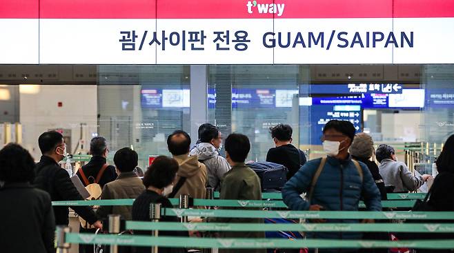 Low-cost carriers are also preparing for an expected increase of travel demand by adding flights for routes to Southeast Asia. (Yonhap)