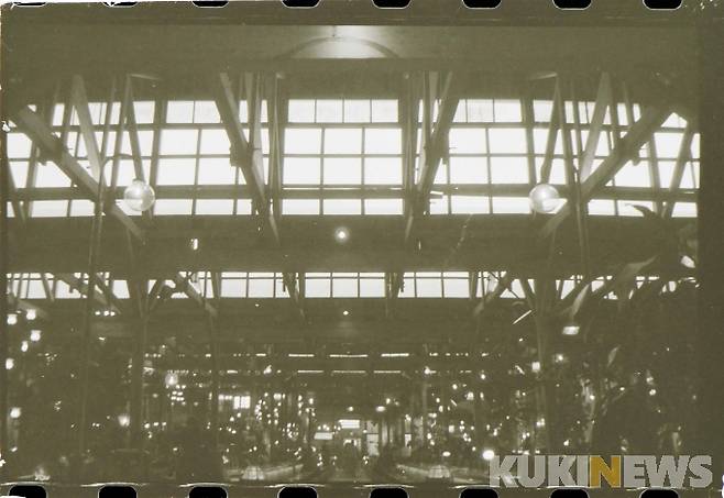 강화읍 소재 '조양방적 내부' 이 곳을 처음 찾은 사람들은 생각보다 넓은 면적과 일반 생활사 박물관보다 다양한 전시 품목에 감탄한다.