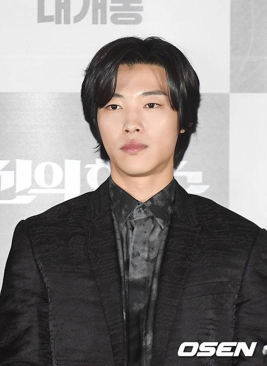 [OSEN=곽영래 기자]배우 우도환이 포토타임을 갖고 있다. / youngrae@osen.co.kr