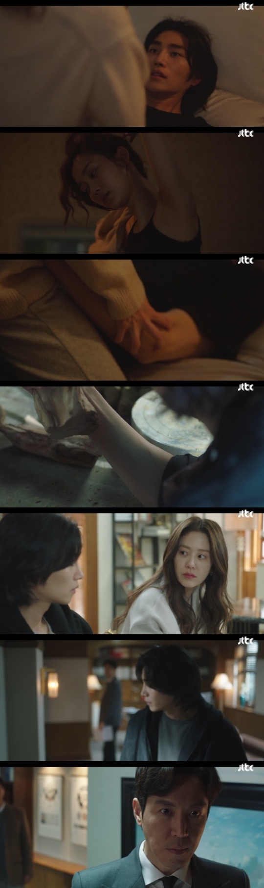 Shin Hyun-bin continues his obsession with Jae-young KimIn the seventh episode of the JTBC drama The Man Who Resembls You (played by Yu Bora and directed by Lim Hyun-wook), which aired on November 3, the figure of the old Umizaru (Shin Hyun-bin), who is obsessed with anxiety about losing Seo Woo-jae (Jae-young Kim) once again, was portrayed.On the same day, Umizaru became anxiety when Seo Woo-jae returned home in a car of Jung Hee-joo (Go Hyun-jung) and Ahn Hyun-sung (Choi Won-young).The former Umizaru tells Seo Woo Jae why he keeps bumping into Jung Hee-joo and Ahn Hyun-sung. They can say something that they do not like and make you hate me.Are you sure you dont? he said.Old Umizaru released this sense of anxiety into the nights bed; Old Umizaru, as comfortingly, I didnt know.I am sorry I did not know, he said, hanging on to Seo Woo Jae, who apologized, and gave a deep kiss.Soon, Umizaru, who climbed on the body of Seo Woo, threw off his clothes and had a passionate sleep with Seo Woo.The old Umizaru scratched his forearm with his nails on the Seo Woo ash, revealing his obsession and possession.Then Umizaru also promoted a wedding ceremony with Seo Woo Jae.Seo Woo Jae said that he wanted to pay for the work, and he suggested, Lets get married with this money. Seo Woo Jae tried to smile as if he did not want to, but former Umizaru said, I called people, took pictures,I want you to know were married. I want to be congratulated. Ill be congratulated by people.Regardless of the doctor of the former Umizaru, he immediately began to make concrete plans for marriage.At first, when both of them were rejected because they were not believers, the old Umizaru, who thought of the mass of marriage in the cathedral, promoted a wedding at the Fine Gallery.In the meantime, the former Umizaru told Lee Jung-eun (Kim Ho-jung), who was in charge of the Seo Woo-jae and Jung Hee-joo together, I am going to marry my seniors later.I can rent the exhibition hall here for a day. Seo Woo Jae was conscious of Jung Hee-joo.On the other hand, Jung Hee-joo deliberately gave a brighter look to the former Umizaru, Congratulations, live happily this time.At this time, Seo Woo Jae catches the word this time in detail, Happy this time. Why do you say that?Then, before that, we were unhappy. He asked me sharply and embarrassed Umizaru and Jung Hee-joo.On the other hand, Seo Woo Jae gradually approached the secrets of his memory while it disappeared.First, after checking the mail from the Embassy of the State Islands in his mailbox, Seo Woo-jae noticed that on July 20, 2014, the former Umizaru reported him missing.Previously, Umizaru said, I suddenly went to Ireland. He said, It is not suddenly to Seo Woo Jae, who is worried about why he went to Ireland.Since then, Seo Woo Jae has found that his hospital expenses have been resolved by supporting the social work of Ahn Hyun Sung, the husband of Jung Hee-joo.Seo Woo Jae found Choi Jun-young who moved himself to the hospital in search of Ahn Hyun-sung.Ahn Hyun-sung said, The foundation does not select a specific person as a applicant for social work support. However, Choi Jun-young was identified as an attorney of Ahn Hyun-sung.The secret that Ahn Hyun-sung is hiding has attracted viewers curiosity.