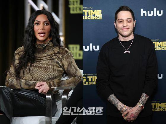 '킴 카다시안 및 피트 데이비슨' (출처-게티이미지) PASADENA, CALIFORNIA - JANUARY 18: Kim Kardashian West of 'The Justice Project' speaks onstage during the 2020 Winter TCA Tour Day 12 at The Langham Huntington, Pasadena on January 18, 2020 in Pasadena, California. (Photo by David Livingston/Getty Images)