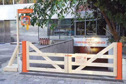 방탄소년단의 세 번째 팝업스토어 ‘BTS 팝업 : 퍼미션 투 댄스 인 서울’의 시그니처 도어[하이브 제공]