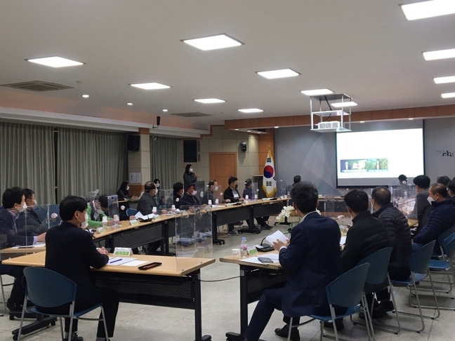 지난 3일 청주시청에서 청원생명쌀 품종교체 추진위원회를 열고 있다. 청주시 제공