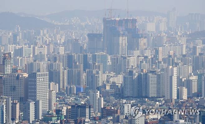 서울 시내 아파트 (서울=연합뉴스) 김도훈 기자 = 사진은 7일 오전 서울 남산에서 바라본 서울 시내 아파트 모습. 2021.11.7 superdoo82@yna.co.kr