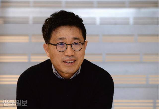 김솔 소설가. 한국일보 자료사진