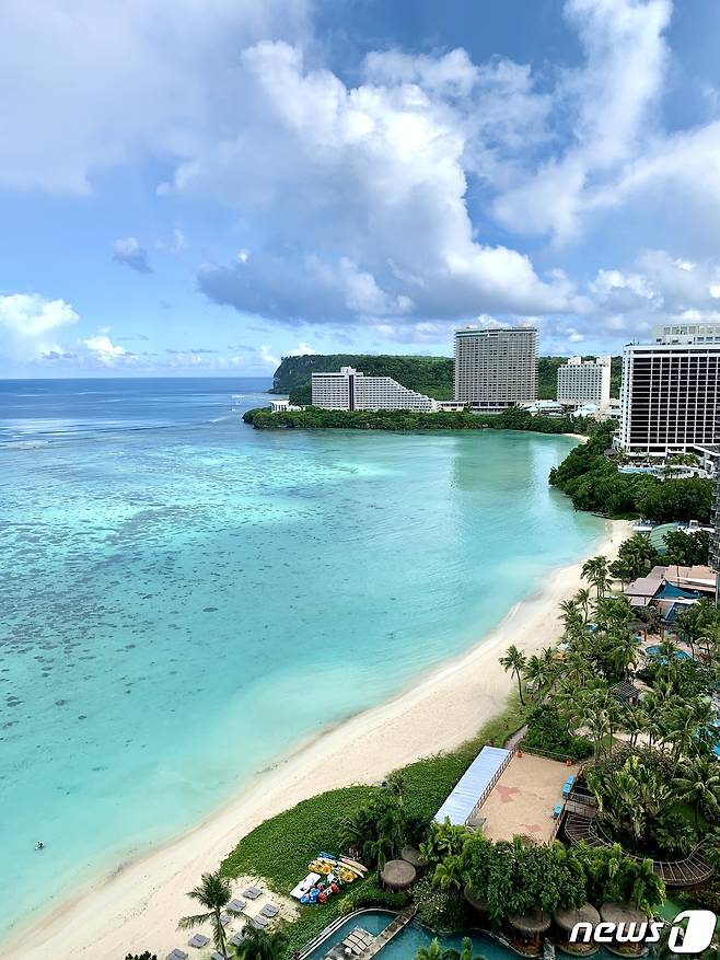 8일(현지 시간) 오전 괌 투몬베이 © 뉴스1