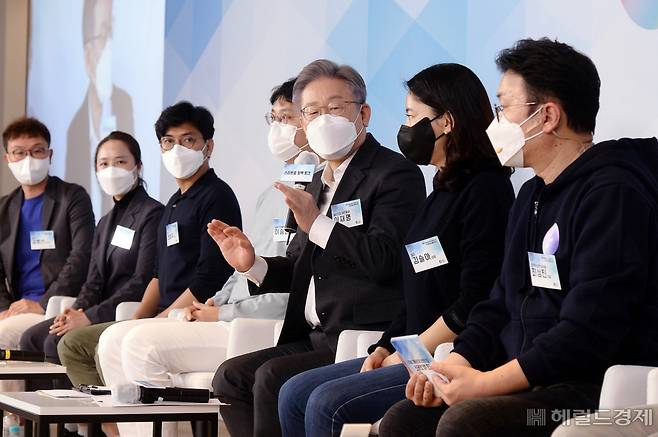 이재명 더불어민주당 대선 후보가 8일 오전 서울 성동구 패스트파이브 서울숲점에서 열린 스타트업 정책 토크에 참석해 발언을 하고 있다. [헤럴드DB]