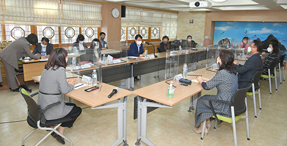 지난달 20일 대구시청별관에서 어린이집 연합회 간담회가 열리고 있다. [사진=대구시]