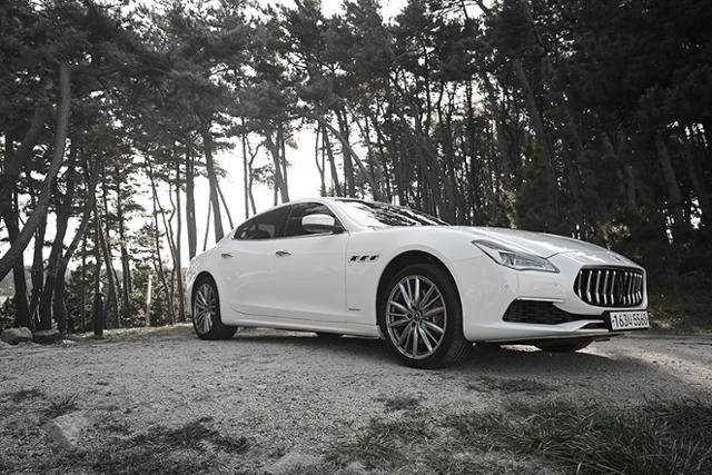 마세라티 in 부산...콰트로포르테 S Q4 그란루쏘