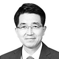 현택환 IBS 나노입자연구단장 겸 서울대 화학생물공학부 석좌교수