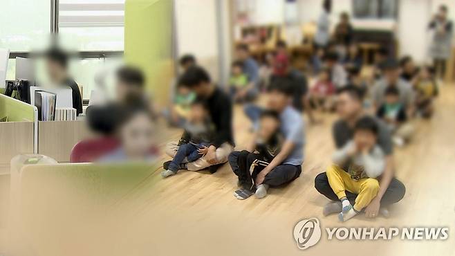 육아휴직자 4명중 1명은 '아빠'…코로나19 영향도 (CG) [연합뉴스TV 제공]