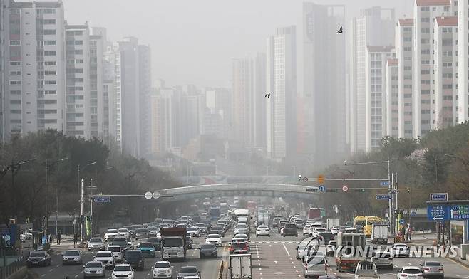 경기 중부 미세먼지주의보…경기 전역 초미세먼지주의보 유지 [연합뉴스 자료사진]