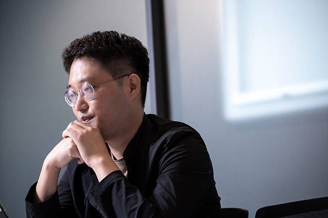 디자인 회사 대표로는 드물게 회계사 출신인 이성호 디스트릭트 대표. /이신영 영상미디어 기자