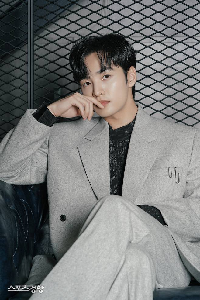 KBS2 드라마 ‘달리와 감자탕’에 진무학 역으로 출연한 배우 김민재. 사진 냠냠엔터테인먼트