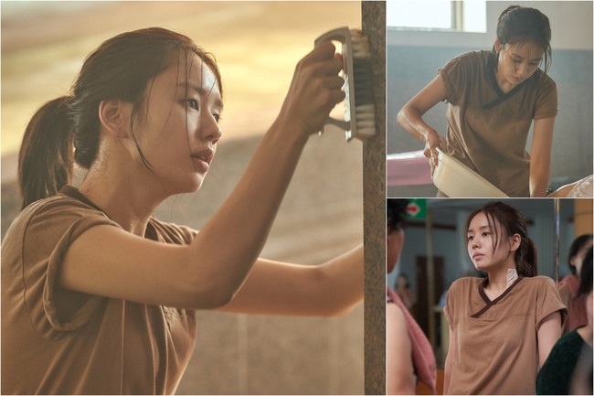 Only one person has released the first steel of Ahn Eun-jin, which transformed into a cesarean.JTBCs New Moonwha Drama Only One Person (playwright Moon Jung-min, director Oh Hyun-jong, production Keith, JTBC Studio) is a human melodrama who confronts a real precious person in life after trying to take only one bad person before the death of three women who met at the hospice.Ahn Eun-jin, who plays the role of Sesinsa Pyo In-suk, took off the veil for the first time, foreshadowing the birth of another well-made drama with fresh lineups such as Ahn Eun-jin, Kim Kyung-nam, Kang Ye-won and Park Soo-young.In-sook, who was always standing on the side without ever belonging to the world, and his parents divorced as children and grew up under the grandmothers fosterer (God-in).My mother, who came to see me, never came to see me, and my father left to find the singers dream.In the end, he became the current gentleman who pushed for the time to find what he could do. The death sentenced to such a man was the end of a turbulent life.You can guess the curvature of Insuk by simply explaining the character.The Acting Transform of Ahn Eun-jin, who has received a lot of love from viewers by Acting bright and lovely characters in his previous work, is more noticeable than ever.Among them, Steelcut, which was released on November 23, meets the expectation of prospective viewers who are waiting for only one person by more than 100%.Because of the insensitive character of In-Sook, which is no matter what, the deep expression of Ahn Eun-jin is added to form a unique atmosphere.The miraculous journey of facing the real precious one person of life that has come to her adds infinite expectation to how to change the insensitive insinuation.