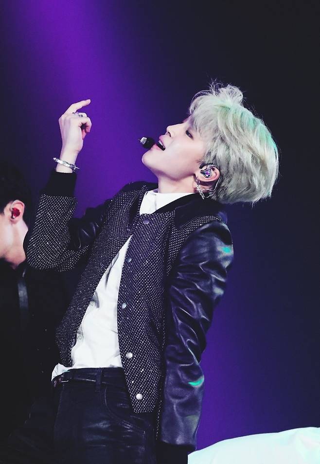 '춤의 神' 방탄소년단 지민, 춤선이 가장 예쁜 아이돌 1위