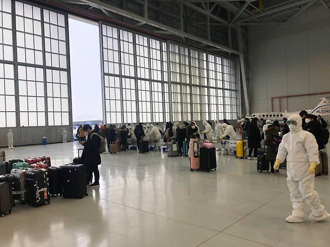 지난해 초 우한 교민 수송 때 SGBAC의 격납고가 임시로 사용됐다. [사진 한국공항공사]