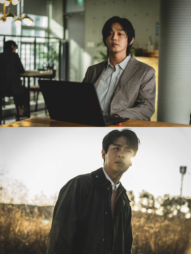 배우 유아인(위)과 박정민.