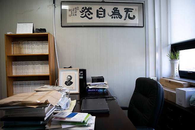 서울 종로구 <녹색평론> 사무실. 고 김종철 발행인이 앉았던 자리. ⓒ시사IN 신선영