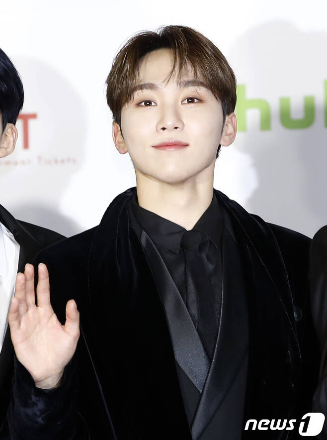 Seoul=) = Seventeen Boo Seungkwan poses at the 2021 Asian Artist Awards (AAA) red carpet event held at KBS Arena in Gangseo-gu, Seoul on the afternoon of the 2nd.2021.12.2