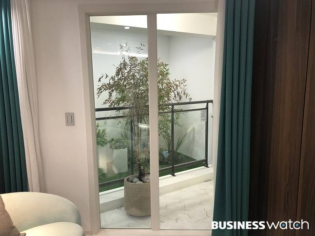 세운 푸르지오 그래비티는 작은 발코니가 있어 개방감을 준다.