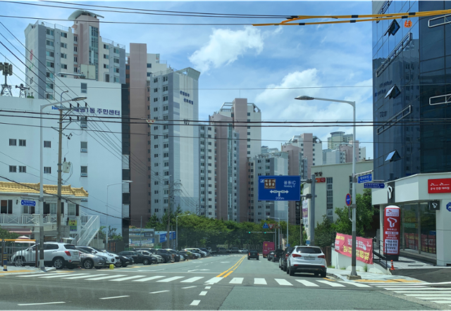 부산 해운대구 재송동 베트남 난민 수용소 자리. 지금은 아파트 단지로 변모했다.