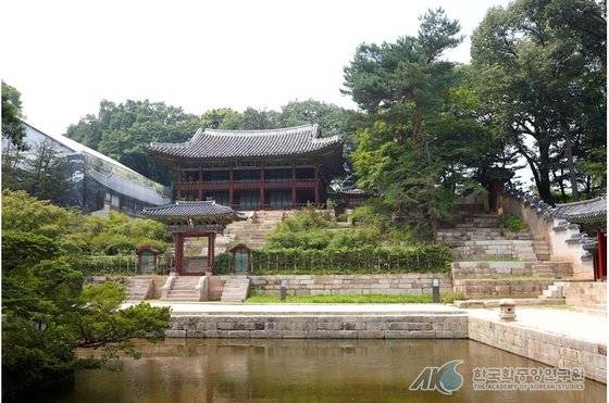 창덕궁 주합루. 창덕궁 후원에 위치한 누각. [사진 한국학중앙연구원, 김광섭]