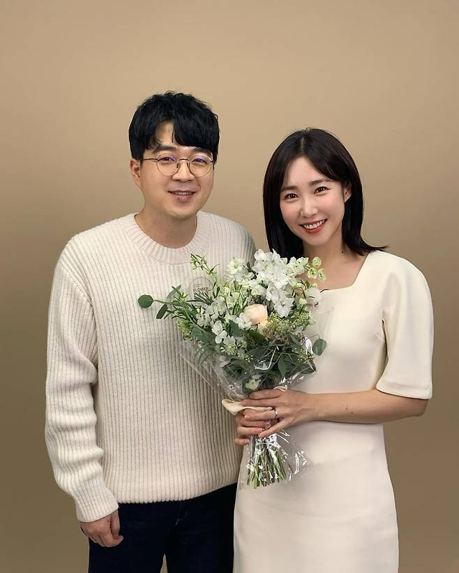 ▲ 황민영 에디터(왼쪽), 최희. 출처| 최희 인스타그램