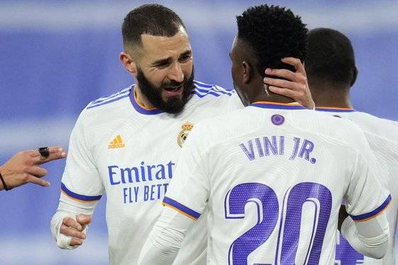 벤제마(왼쪽)와 비니시우스. [AP=연합뉴스]