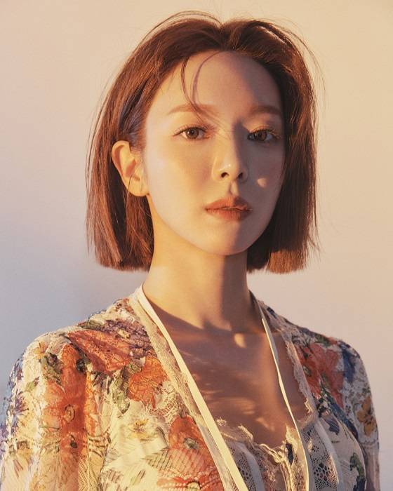 가수 초아와  효원CNC가 콜라보레이션 시스템 강화에 나선다.