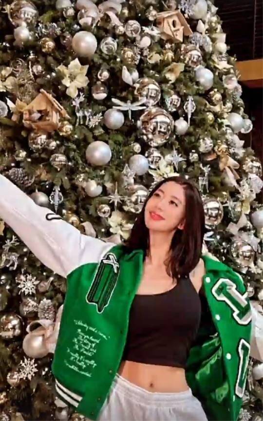 [서울=뉴시스] 클라라  2021.12.07.(사진=클라라 인스타그램) photo@newsis.com *재판매 및 DB 금지