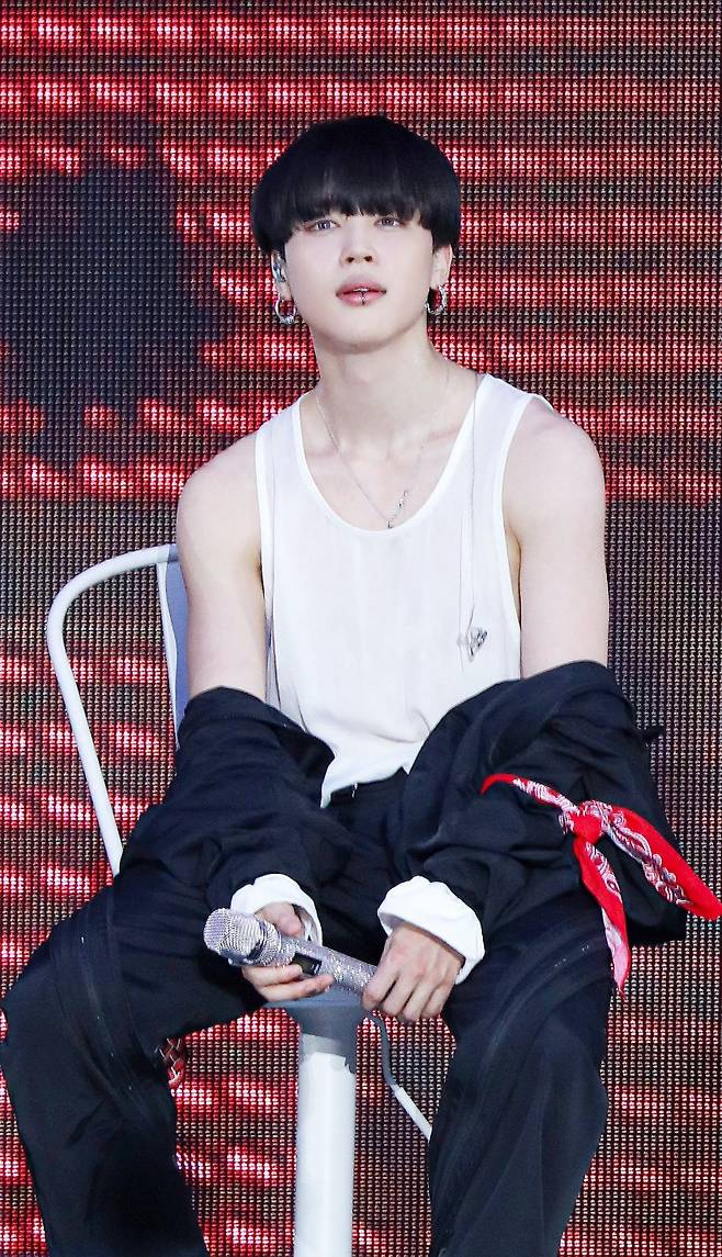 '셀럽들의 슈퍼 셀럽' 방탄소년단 지민 인스타 개설에 세계 유명인들 앞다퉈 팔로우 '핫인기'