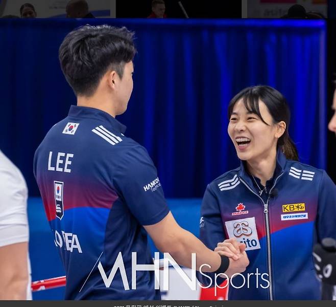 믹스더블 국가대표 김민지·이기정이 월드컬링 2위 헝가리에 역전승을 거두고 2022베이징올림픽 티켓에 한발 앞으로 다가섰다.&nbsp;