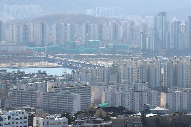 3일 서울 남산에서 바라본 서울 시내 아파트 단지 / 연합뉴스