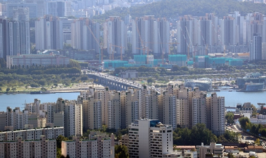 한국부동산원 주간 아파트가격 동향조사 시계열 통계자료에 따르면 지난 6일 기준 서울 아파트 전세수급지수는 99.1로 집계됐다. /사진=뉴스1