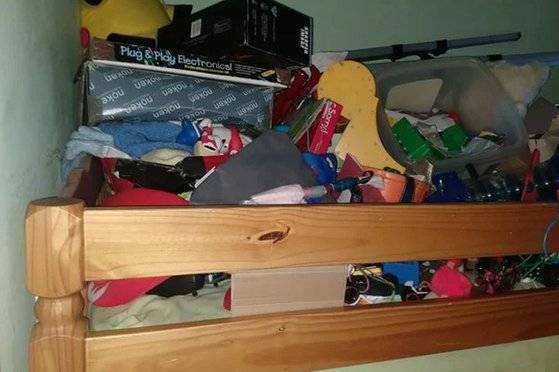 ‘가장 지저분한 아이 방’ 콘테스트에서 소개된 참가자들의 방. [트위터 캡처]