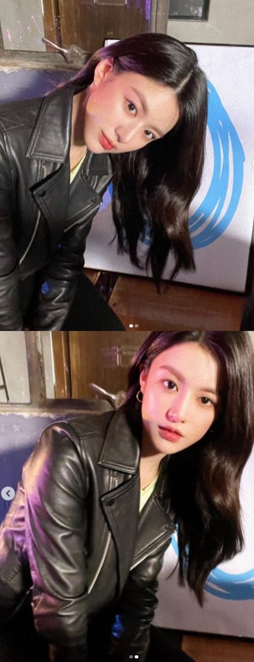 Actor Go Yon-jung reveals alluring visualsGo Yoon-jung posted several photos on his instagram on the morning of the 14th.Inside the picture is a picture of him wearing a leather jacket.Go Yoon-jung, who had long hair, gave off a provocative but deadly look.In another photo, he was seen with a sexy charm.With alluring visuals, Go Yon-jung thrilled fans with an elegant aura.