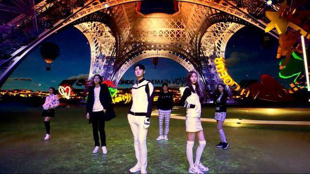 골프웨어 브랜드 까스텔바작이 지난달 진행한 확장현실(XR) 패션쇼