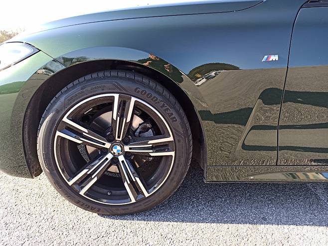 뉴 420i 컨버터블 M 스포츠 패키지 휠