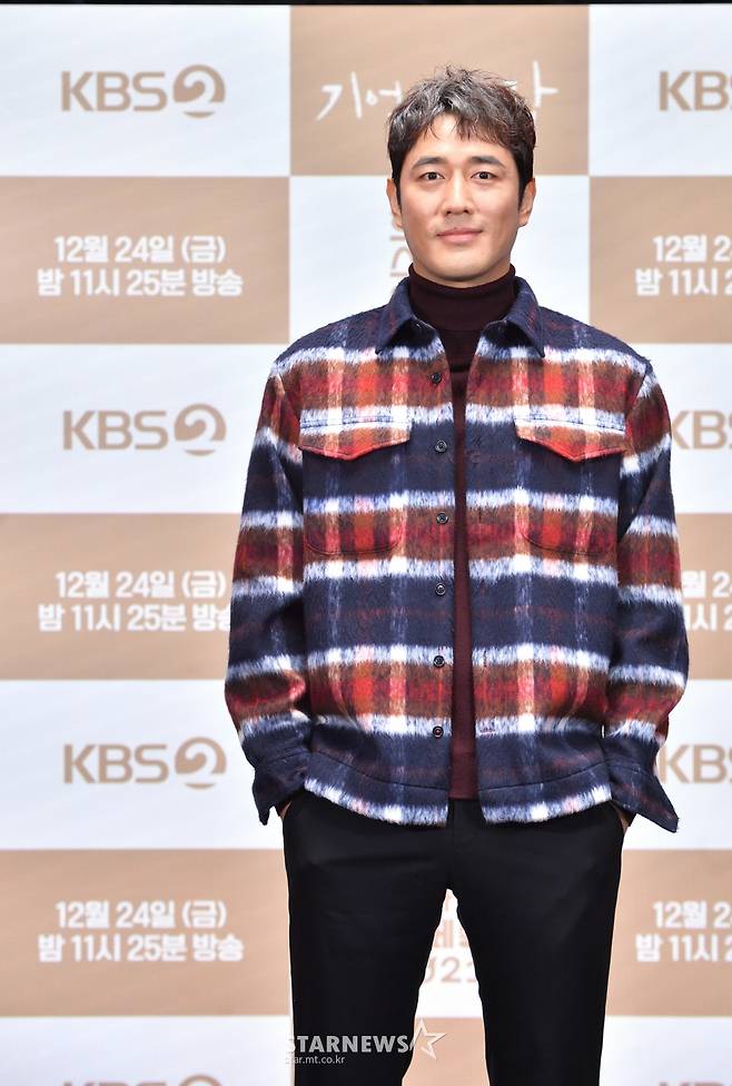 조한선 '포즈는 듬직하게'[★포토]