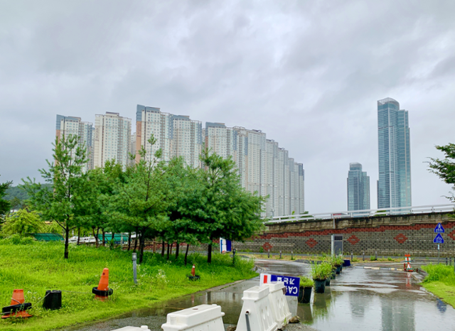 KTX천안아산역 부근의 경관