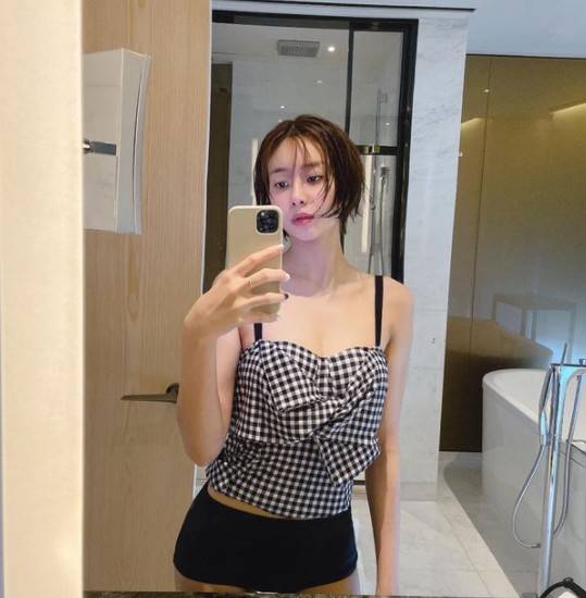 AOA 출신 유나가 매력을 뽐냈다. 사진=유나 SNS