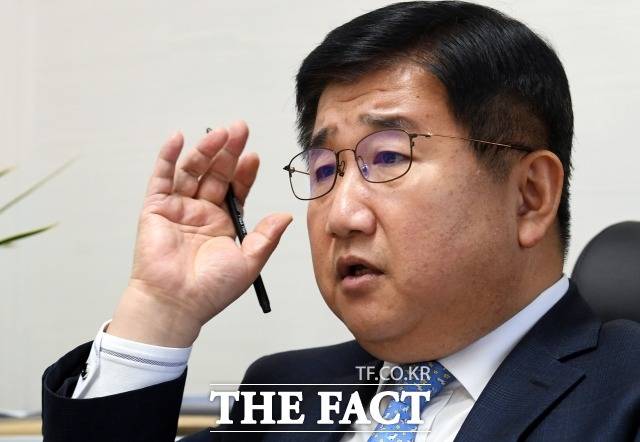 박관천 전 경정은 십상시 문건의 내용이 사실인지 검찰이 철저히 수사했더라면 박근혜 전 대통령 탄핵 사태는 없었을 수 있다고 말했다./남용희 기자