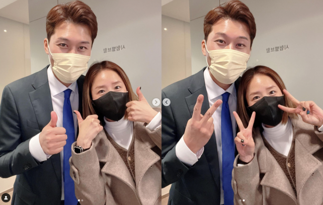 Koyotae Shin Ji met broadcaster Kim Il-jung.Shin Ji told his personal SNS on the afternoon of the 5th, Ssangdi is working as a special DJ because of his wifes maternity leave!(My nickname is double eyelid surgery, I met my brother after my live life, and I left a message saying, I am a brother who appeared in a suit with a visible radio.In the photo, he meets Kim Il-jung on the radio and takes a good shot. Both of them are drawing a clear V-za, which makes them feel happy with visuals that look like something.In particular, Kim Il-jung boasts a double eyelid thickened by surgery.On the other hand, Kim Il-jung is in the process of MBC FM4U Discovery of the afternoon Lee Ji-hye on behalf of Lee Ji-hye, who left for the second birth.It is broadcast every Monday through Sunday from 4 pm to 6 pm.Shin Ji has been working as a DJ on MBC radio Single Bungle Show with Jung Jun Ha since March last year.SNS