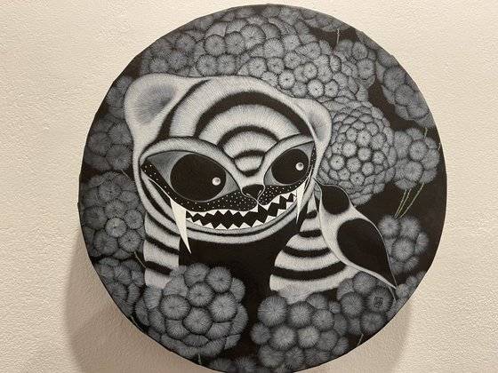 김정연, 소원을 말해봐,수채화용 캔버스,,먹,호분,분채, 지름 40cm, 2021.[사진 이은주]