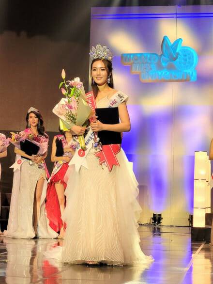 박진아 세종대 학생이 지난해 12월 15일 열린 제33회 월드미스유니버시티 한국대회에서 최고상인 지(智)를 수상했다.