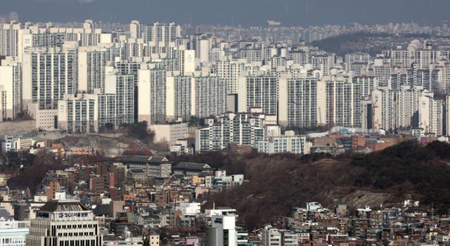 지난 6일 서울 시내 아파트 단지. 연합뉴스