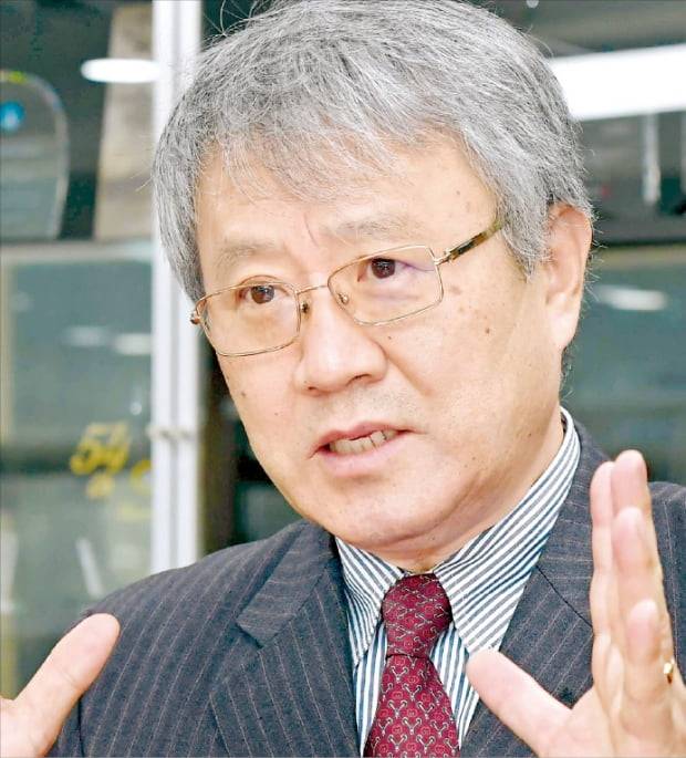 장범식 숭실대 총장은 “대학이 기업의 수요 변화를 파악하고 선제적으로 교육 과정을 개편해야 한다”고 말했다. 김영우 기자