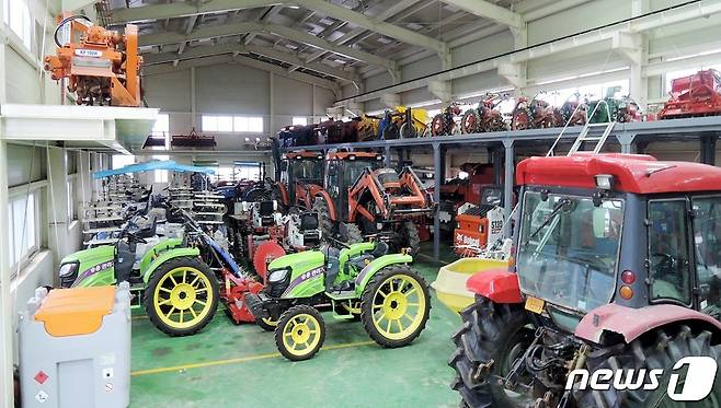 농기계 임대사업장.(증평군 제공)© 뉴스1
